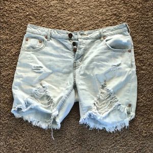 Oneteaspoon ripped denim boyfriend shorts